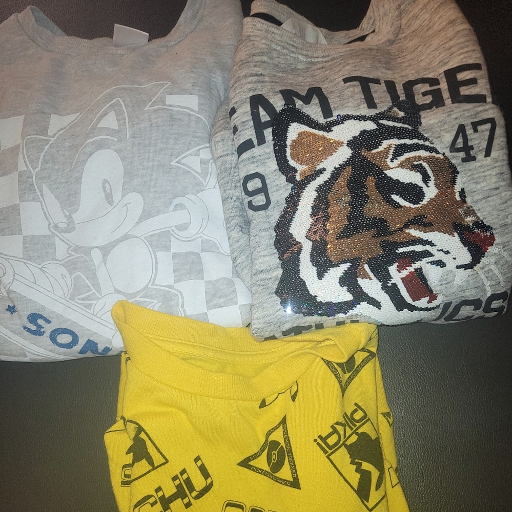 3 boys graphic sweatshirts size 8